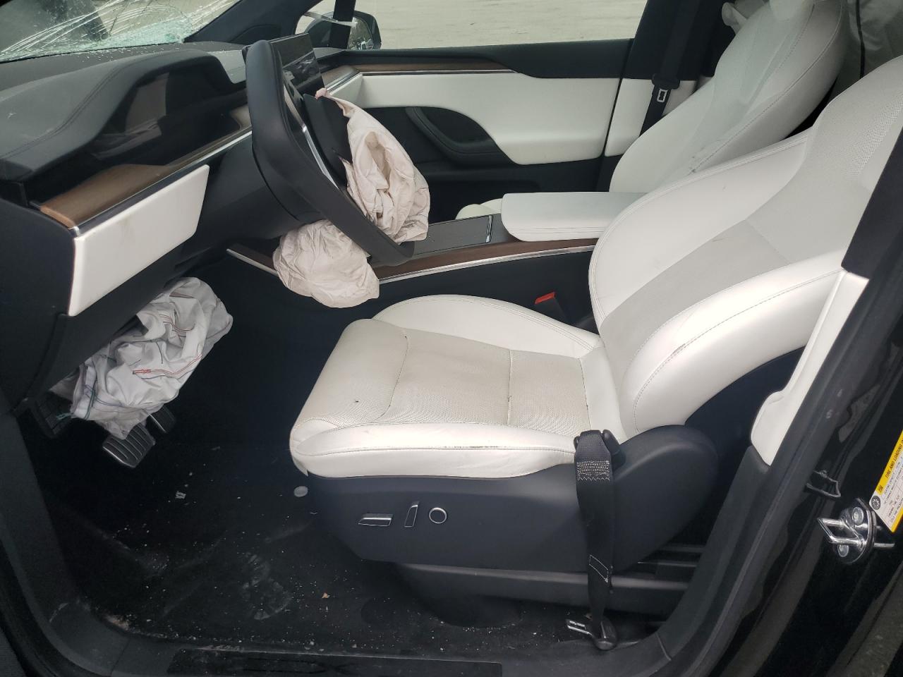 2023 Tesla Model X VIN: 7SAXCBE55PF367237 Lot: 70089275