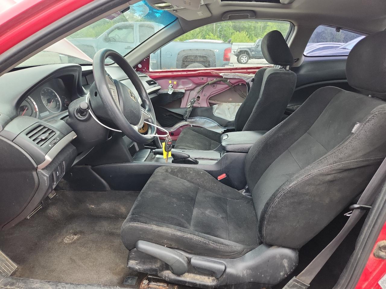 2011 Honda Accord Ex VIN: 1HGCS1B7XBA015188 Lot: 69570135