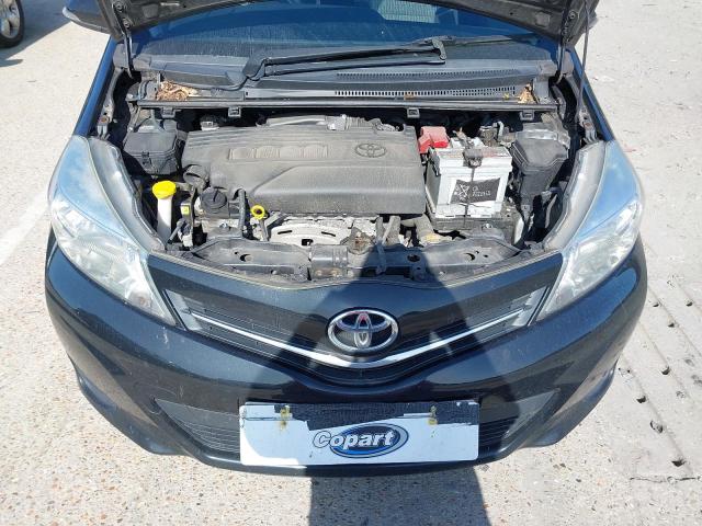 2013 TOYOTA YARIS TR VVT-I 