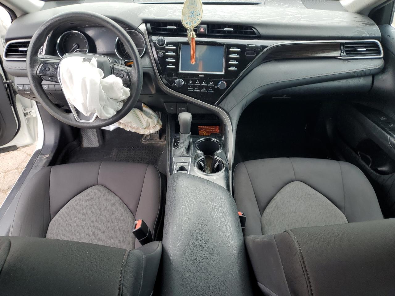 2020 Toyota Camry Le VIN: 4T1C11BK0LU002760 Lot: 70578435