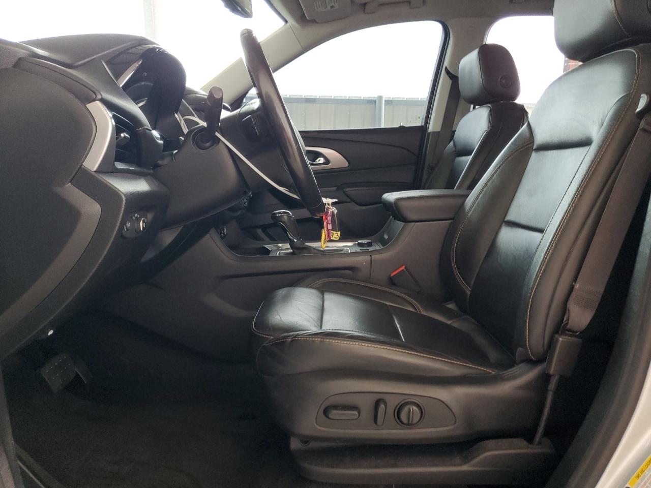 2020 Chevrolet Traverse Lt VIN: 1GNERHKW0LJ127994 Lot: 68282275