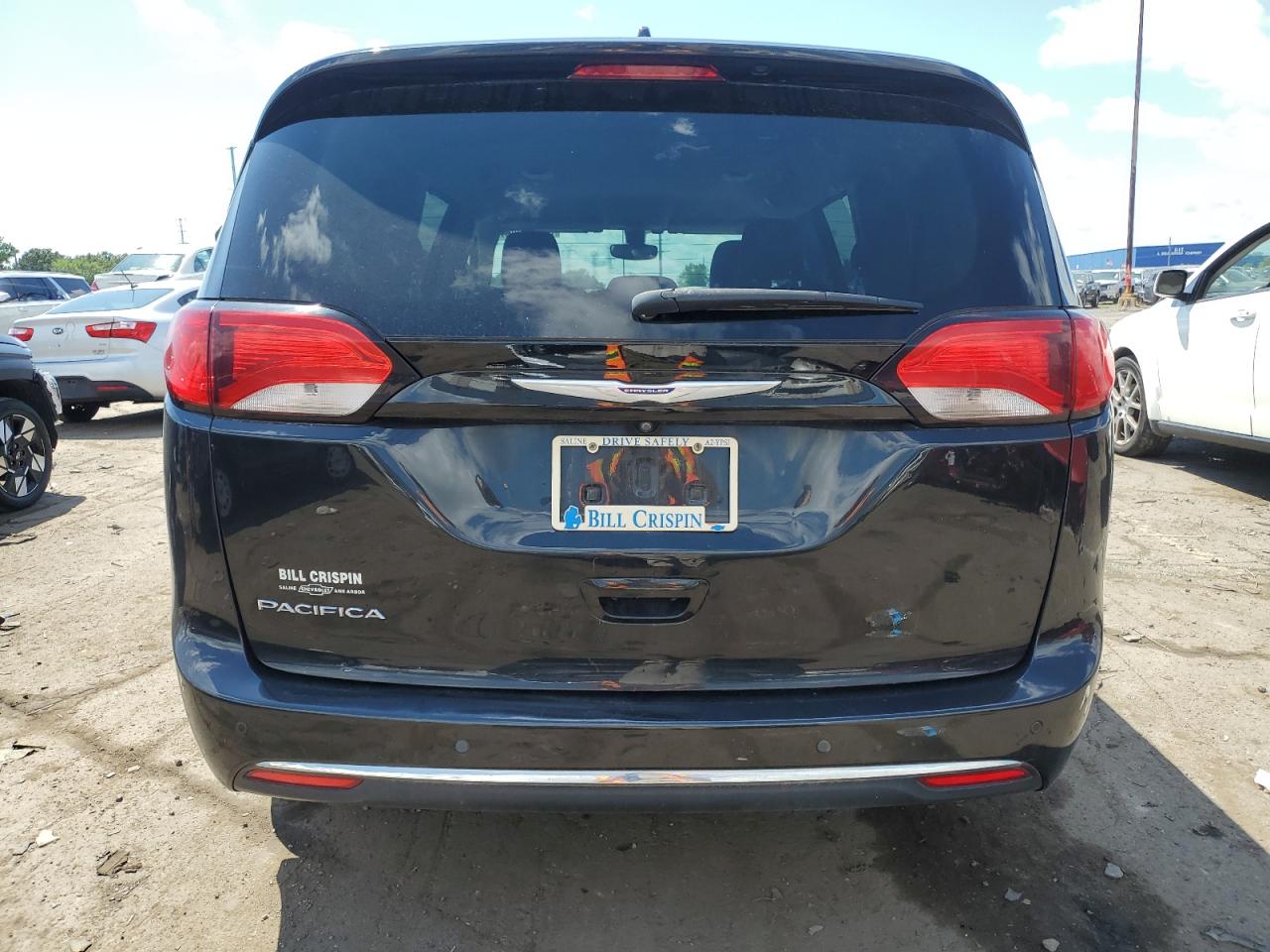 2019 Chrysler Pacifica Touring L VIN: 2C4RC1BG1KR680627 Lot: 69233085