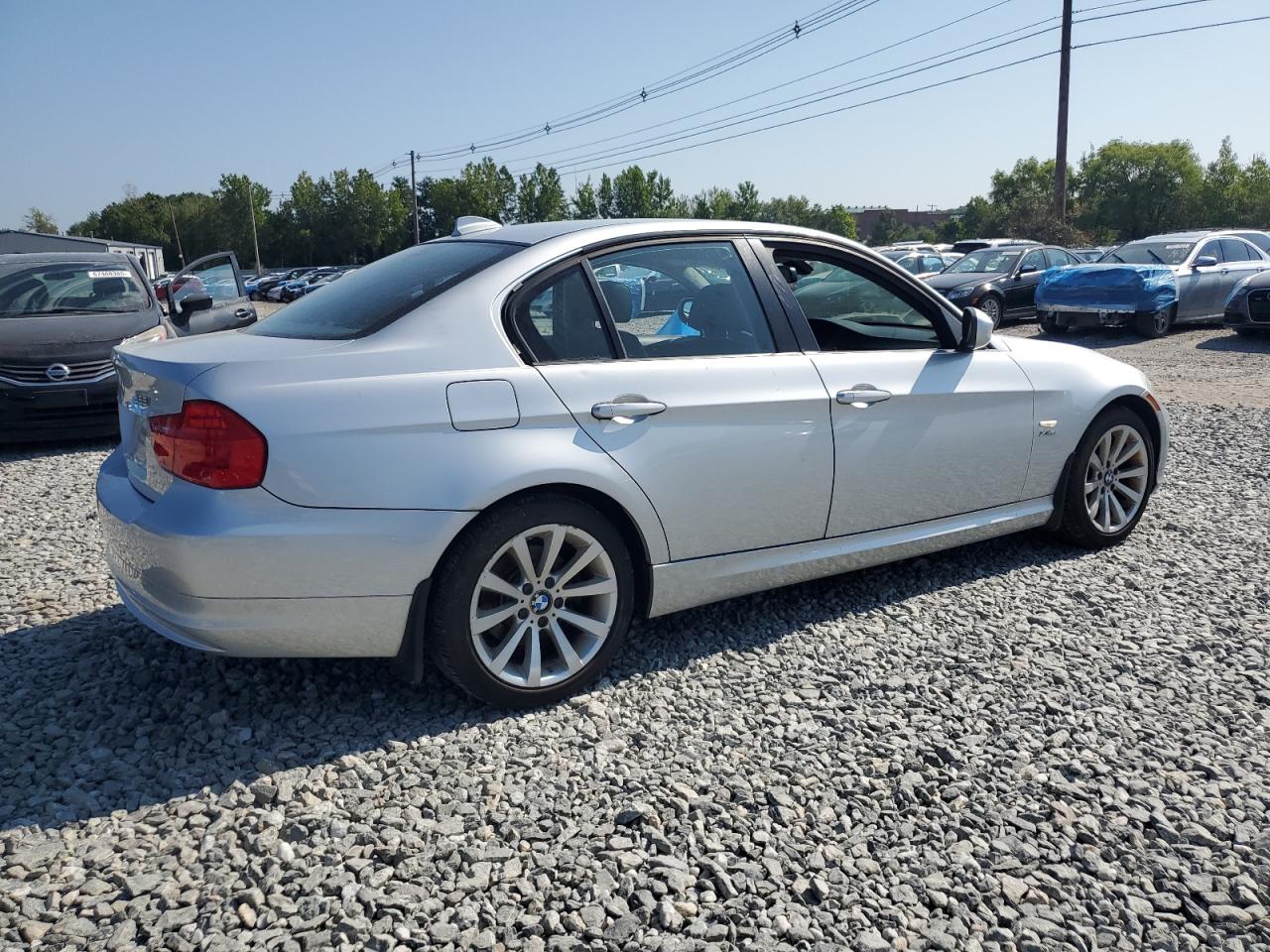 2011 BMW 328 Xi Sulev silver null gas WBAPK5C57BF127127 photo #4