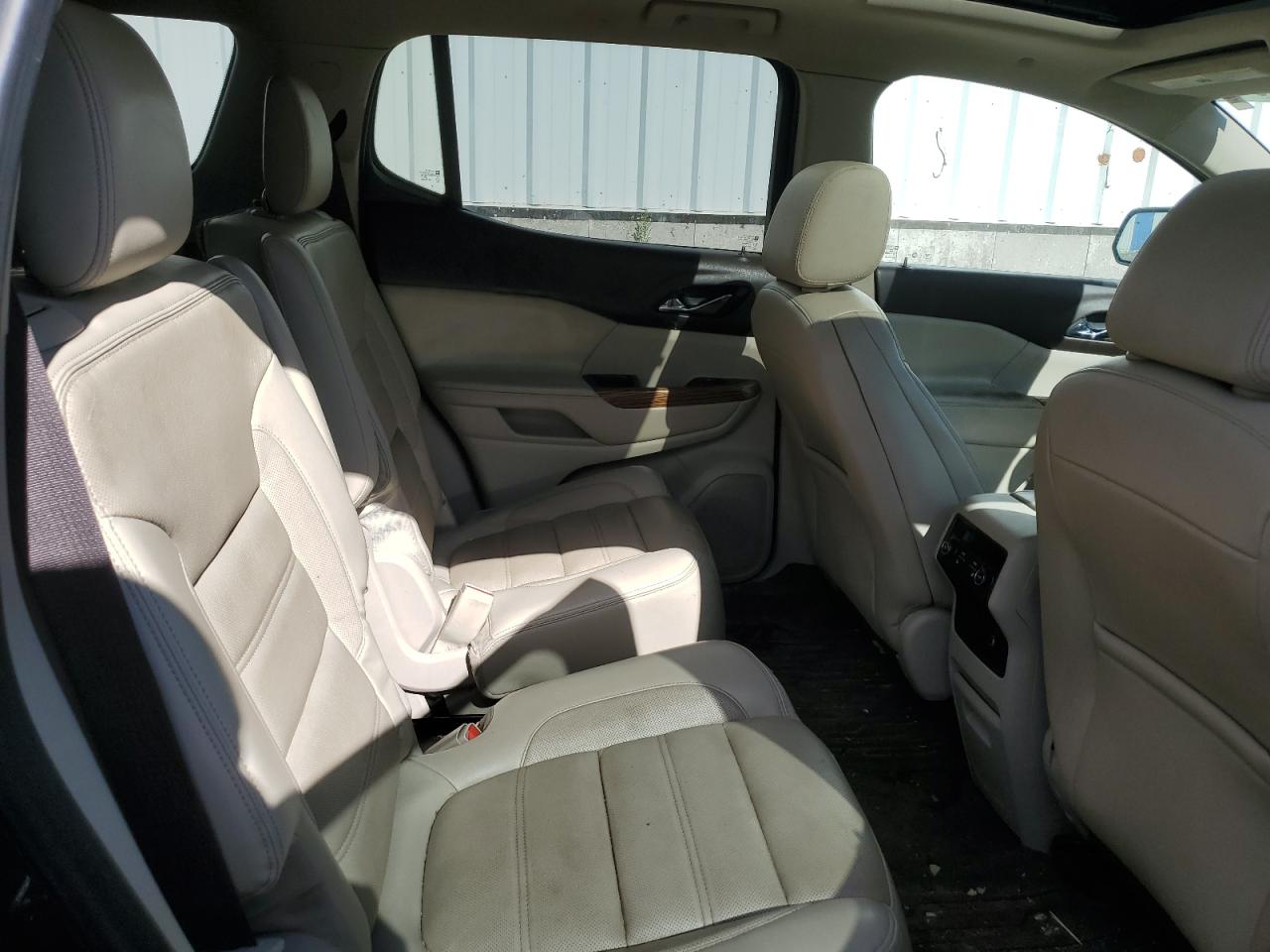 2017 GMC Acadia Denali VIN: 1GKKNXLS3HZ142757 Lot: 70103315