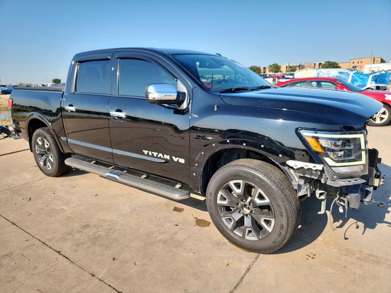  NISSAN TITAN 2020 Черный