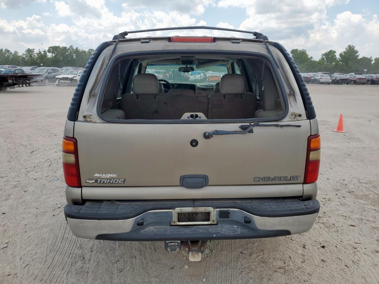 2003 Chevrolet Tahoe C1500 VIN: 1GNEC13Z73R111570 Lot: 67689185