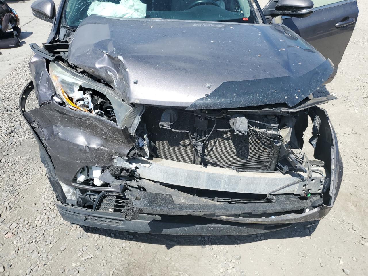 2015 Toyota Highlander Xle VIN: 5TDJKRFH3FS188759 Lot: 68149655