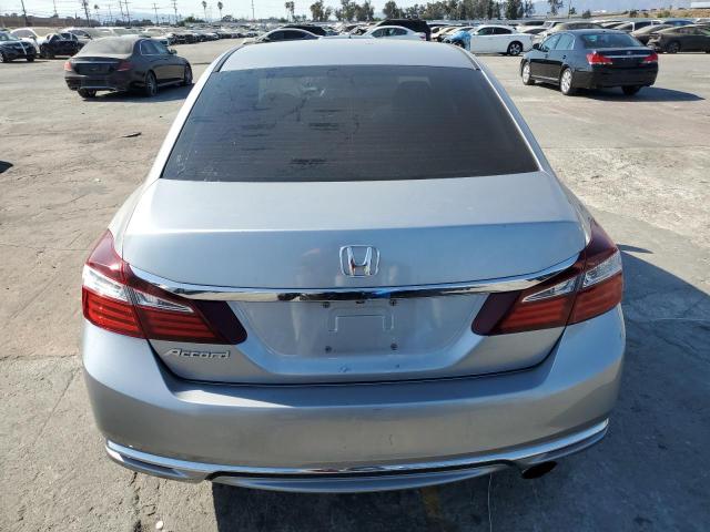 Седаны HONDA ACCORD 2017 Серебристый