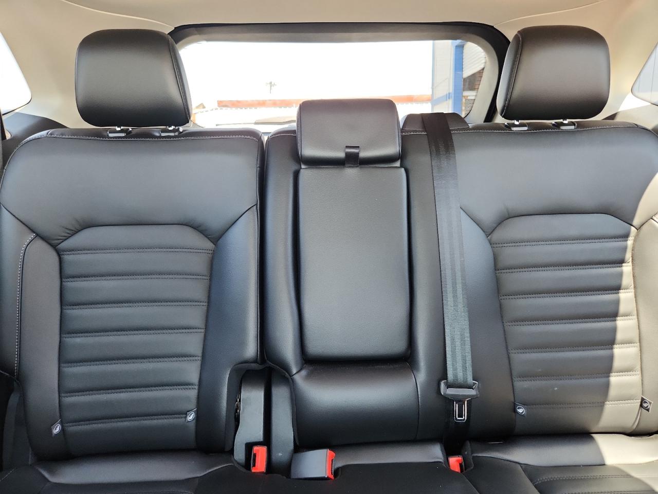 2017 Ford Edge Sel VIN: 2FMPK3J99HBC45232 Lot: 66933185