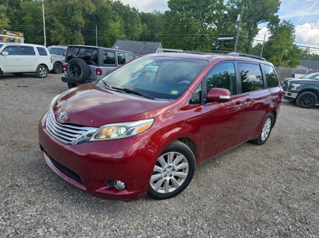 2015 TOYOTA SIENNA XLE  
