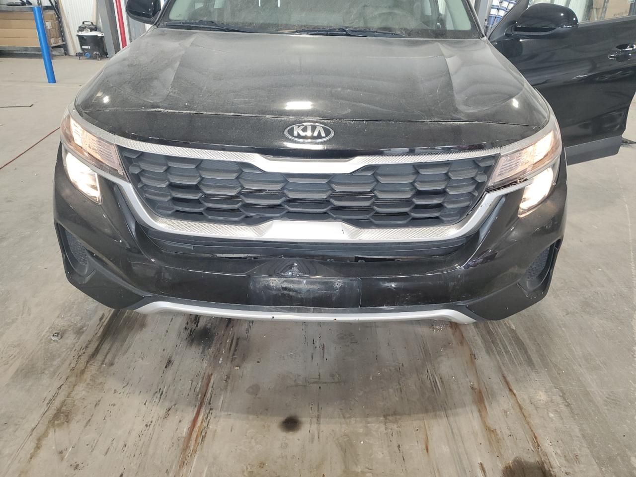 2021 Kia Seltos Lx VIN: KNDEPCAA0M7107640 Lot: 70504915