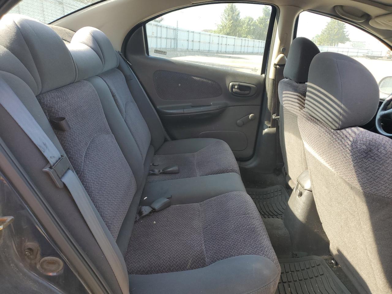 2000 Dodge Neon Base VIN: 1B3ES46C7YD841974 Lot: 70446055