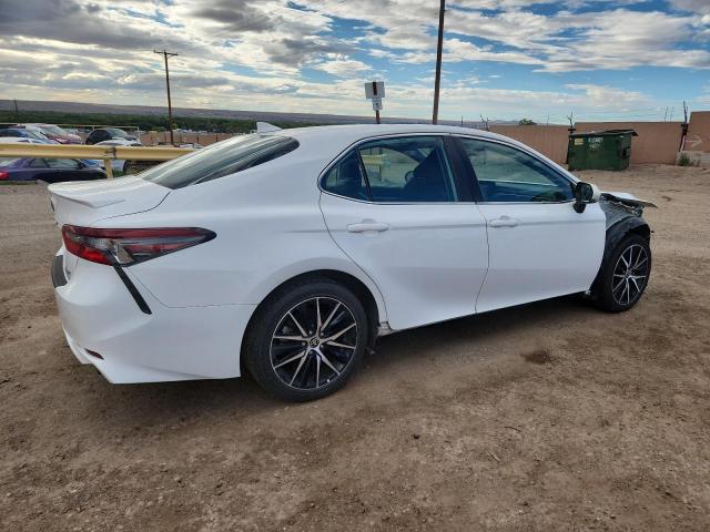  TOYOTA CAMRY 2022 Biały