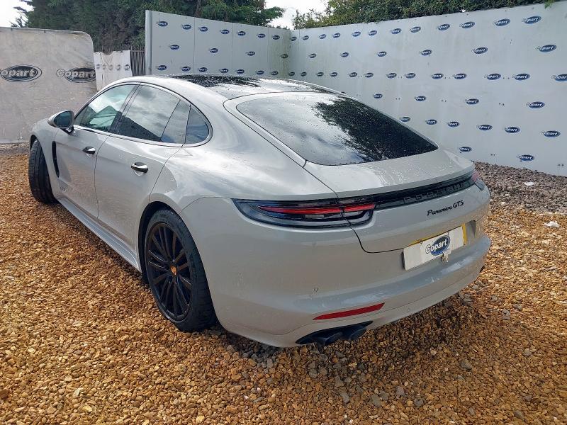 2018 PORSCHE PANAMERA GTS