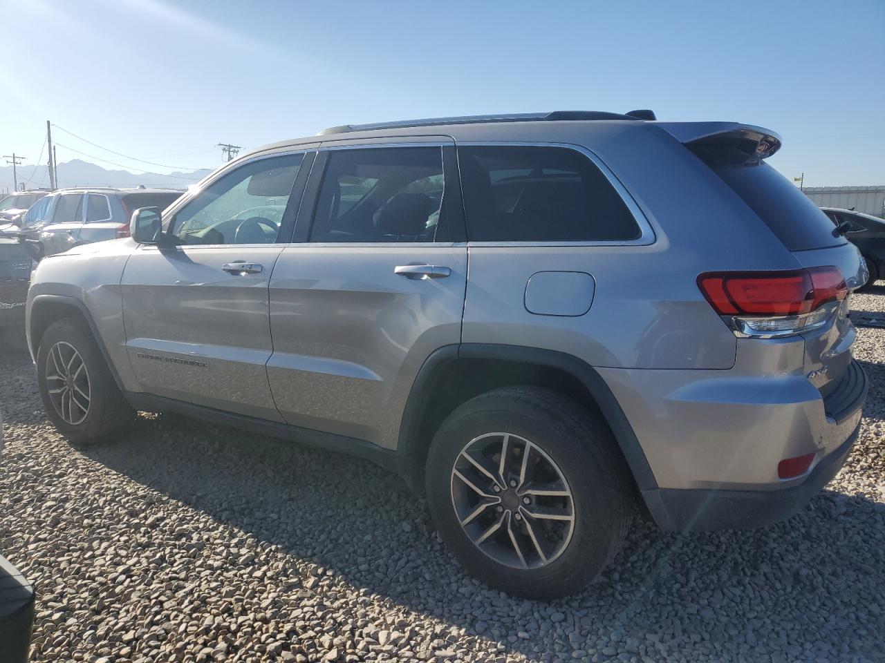 2020 Jeep Grand Cherokee Laredo grey  flexible fuel 1C4RJFAG1LC121707 photo #3