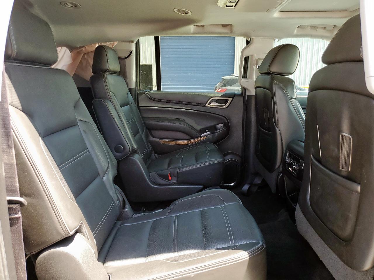 2016 GMC Yukon Xl Denali VIN: 1GKS2HKJ3GR189390 Lot: 70932235