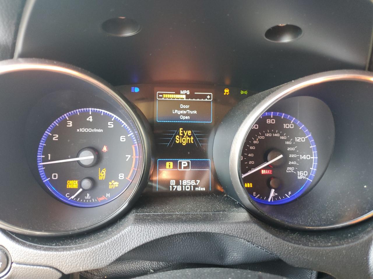 2015 Subaru Legacy 3.6R Limited VIN: 4S3BNEN63F3037331 Lot: 68890245