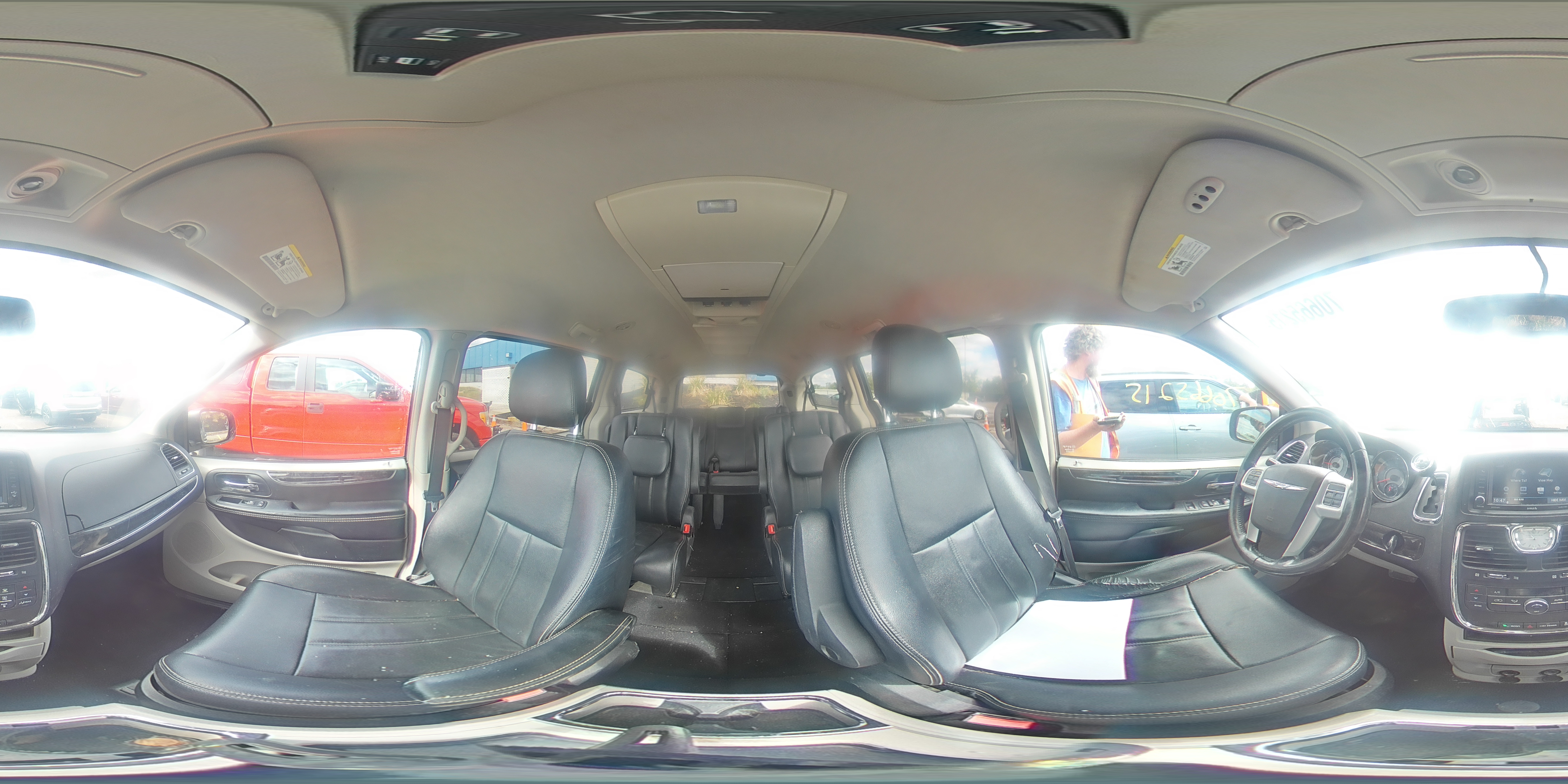 2015 Chrysler Town & Country Touring VIN: 2C4RC1BG8FR644777 Lot: 70665215