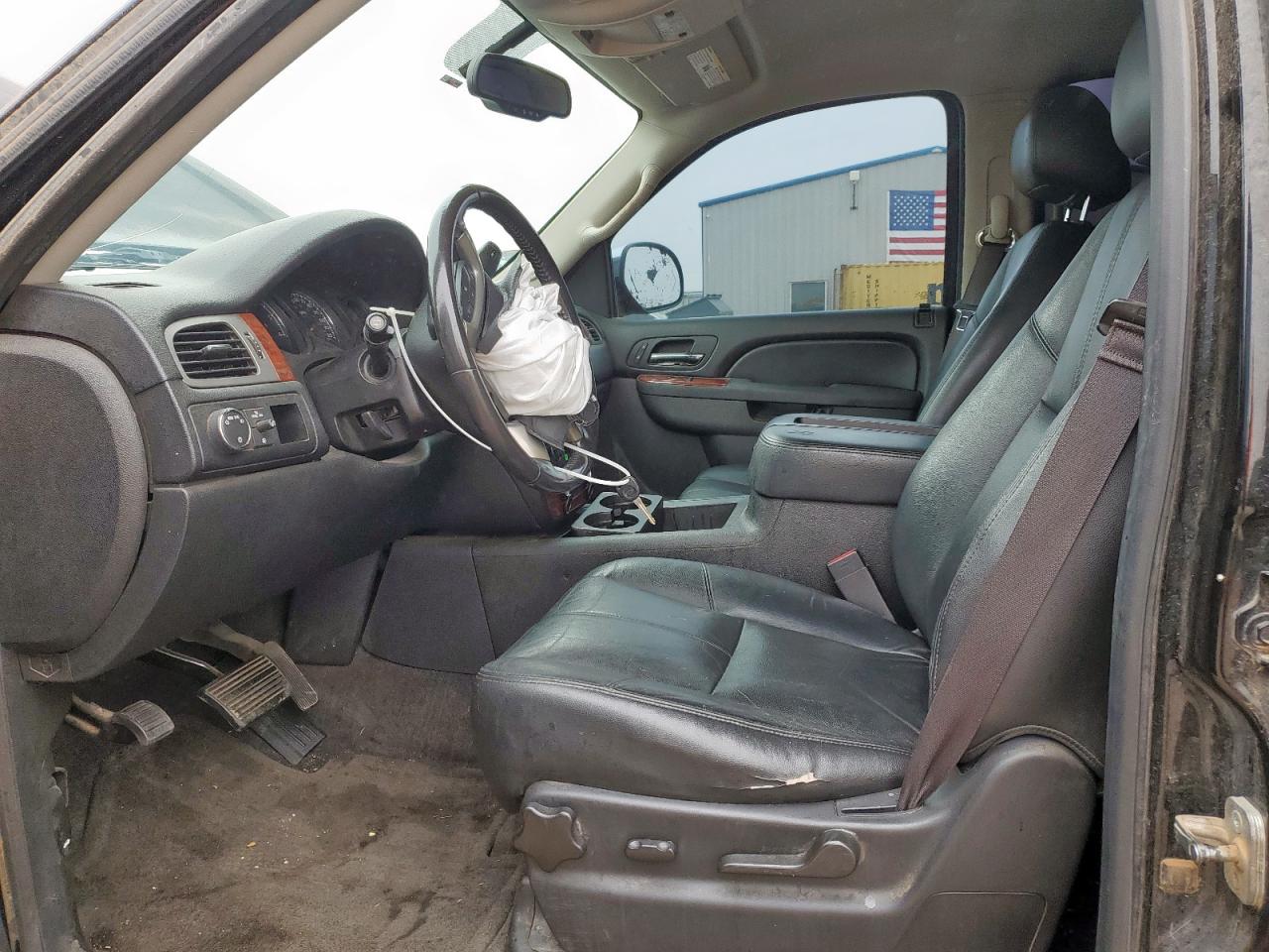 2013 Chevrolet Tahoe C1500 Lt VIN: 1GNSCBE00DR359815 Lot: 69586395