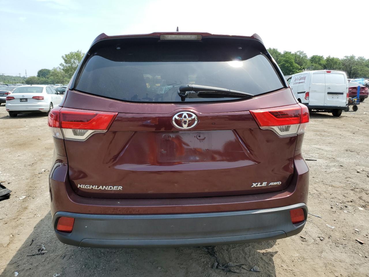 2019 Toyota Highlander Se VIN: 5TDJZRFH8KS938985 Lot: 67588905