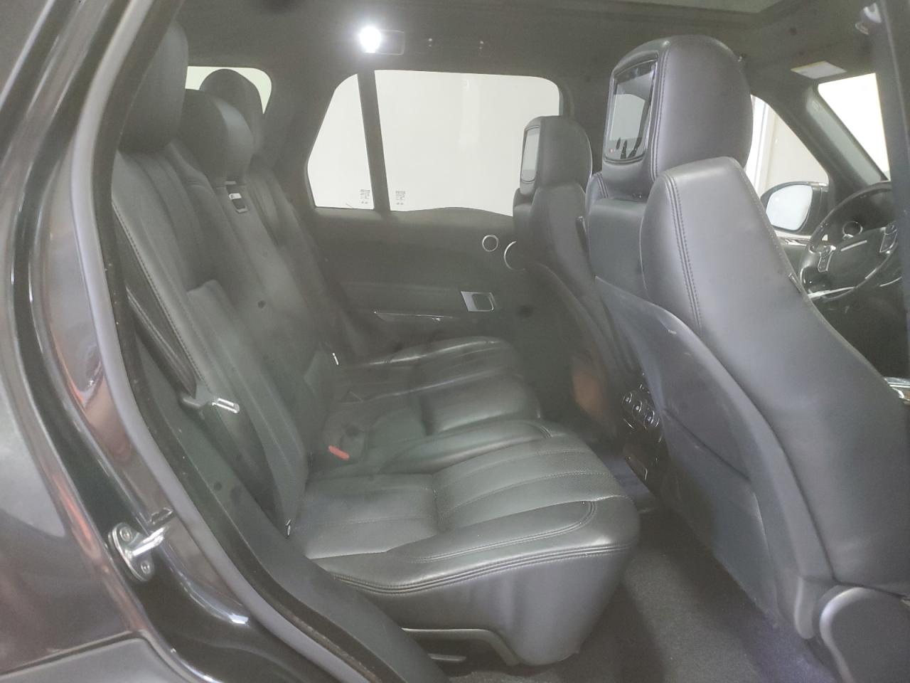 2015 Land Rover Range Rover Hse VIN: SALGS2VF5FA208002 Lot: 68918655