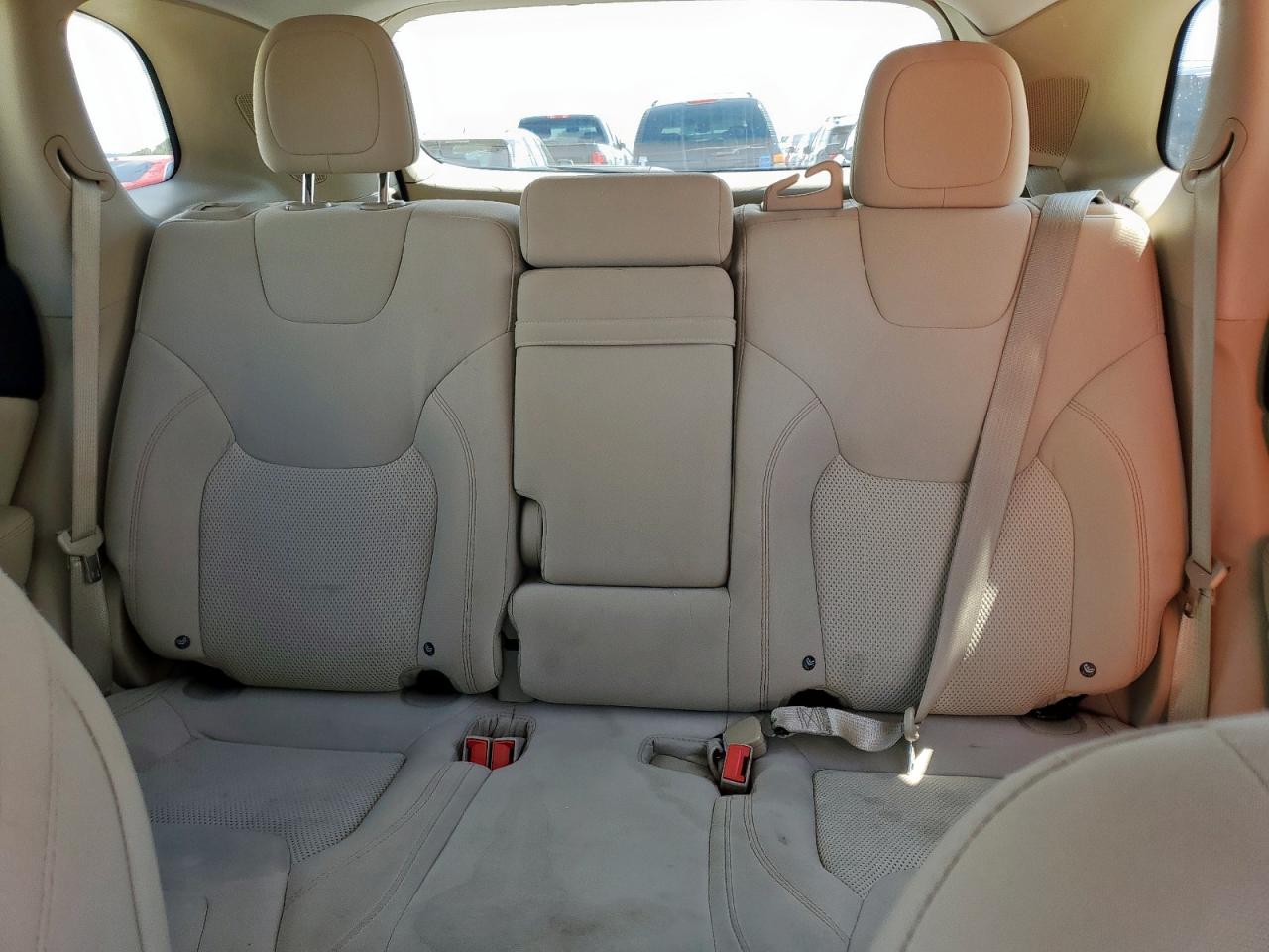 2019 Jeep Cherokee Latitude VIN: 1C4PJLCB9KD108977 Lot: 65929835