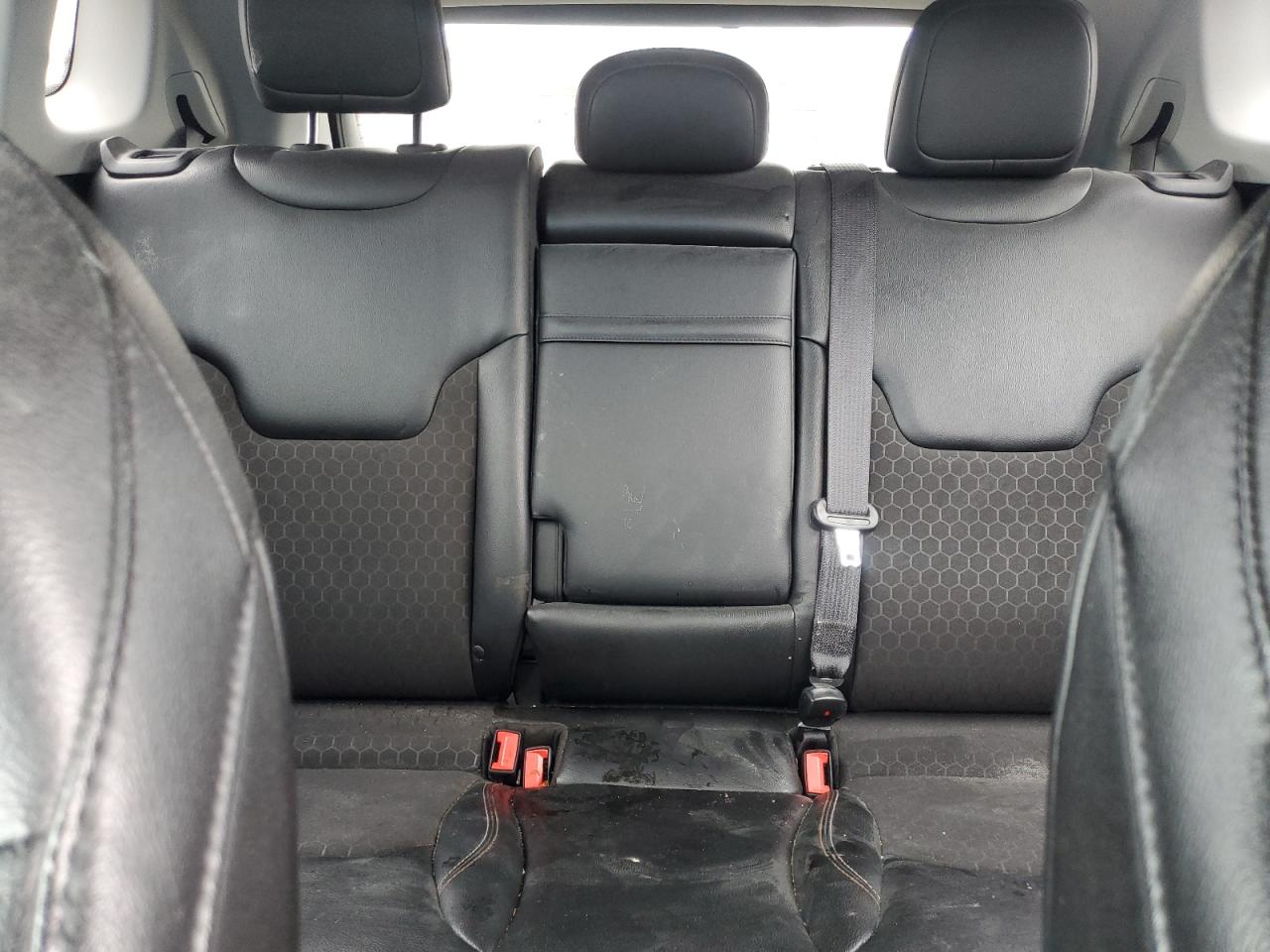 2018 Jeep Compass Latitude VIN: 3C4NJDBBXJT337272 Lot: 69132875