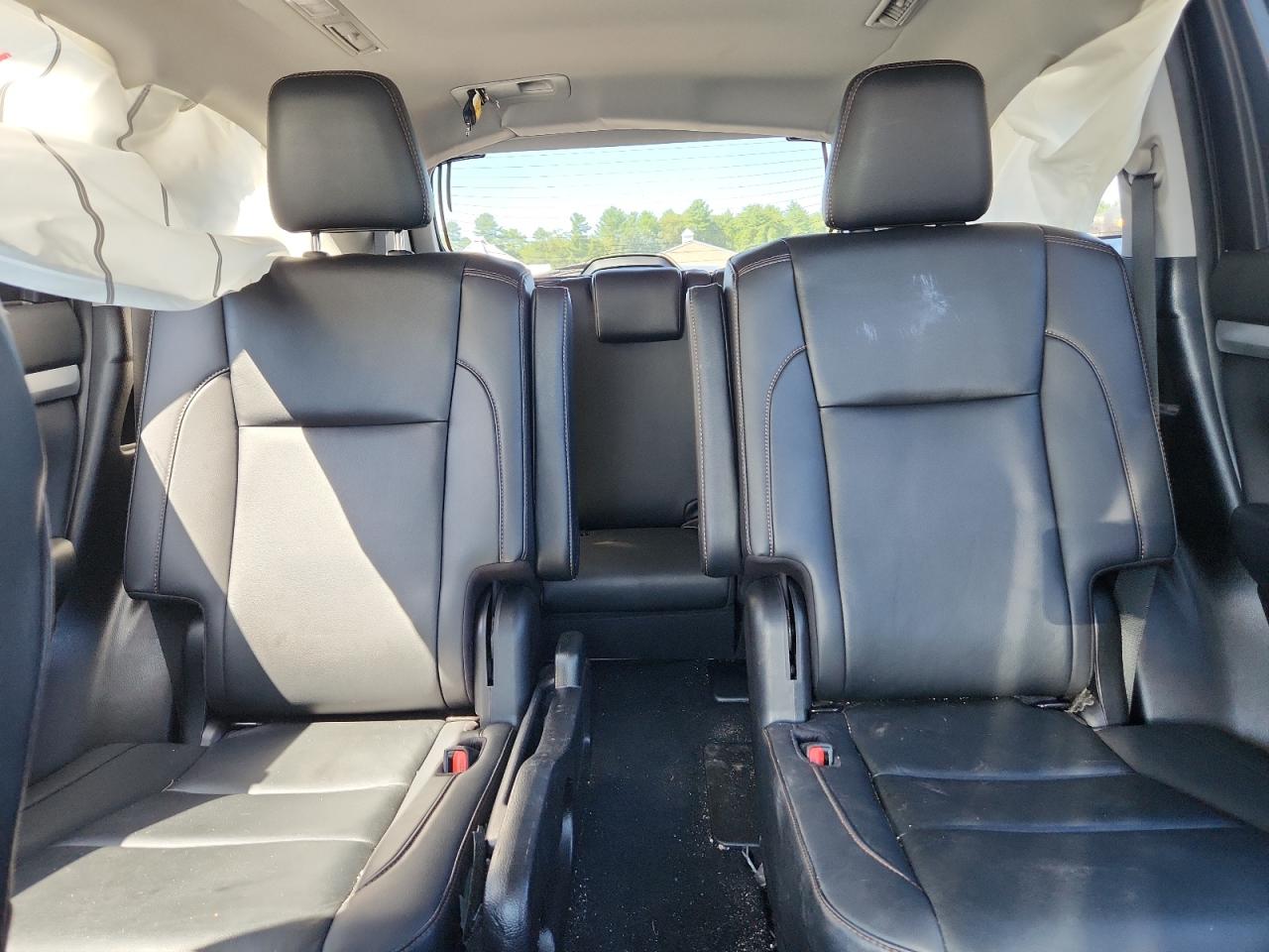 2019 Toyota Highlander Se VIN: 5TDJZRFH0KS584590 Lot: 67500305