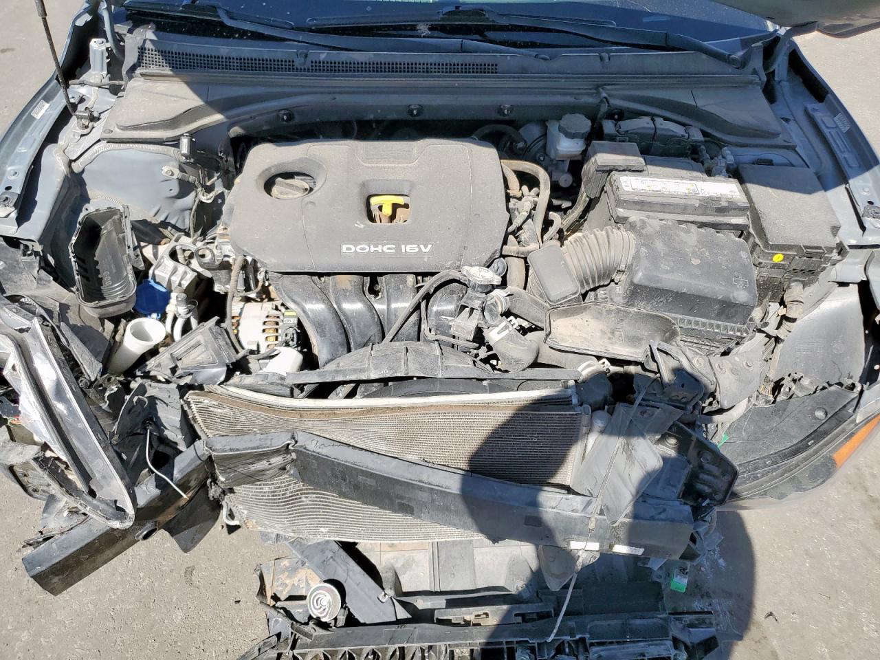 2019 Hyundai Veloster Base VIN: KMHTG6AFXKU016356 Lot: 70752835