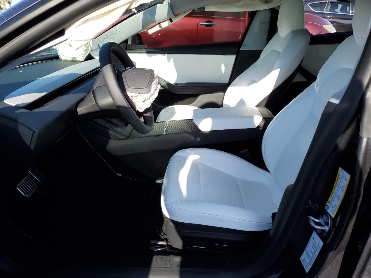 2025 Tesla Model 3 VIN: 5YJ3E1EB8SF001545 Lot: 68951275