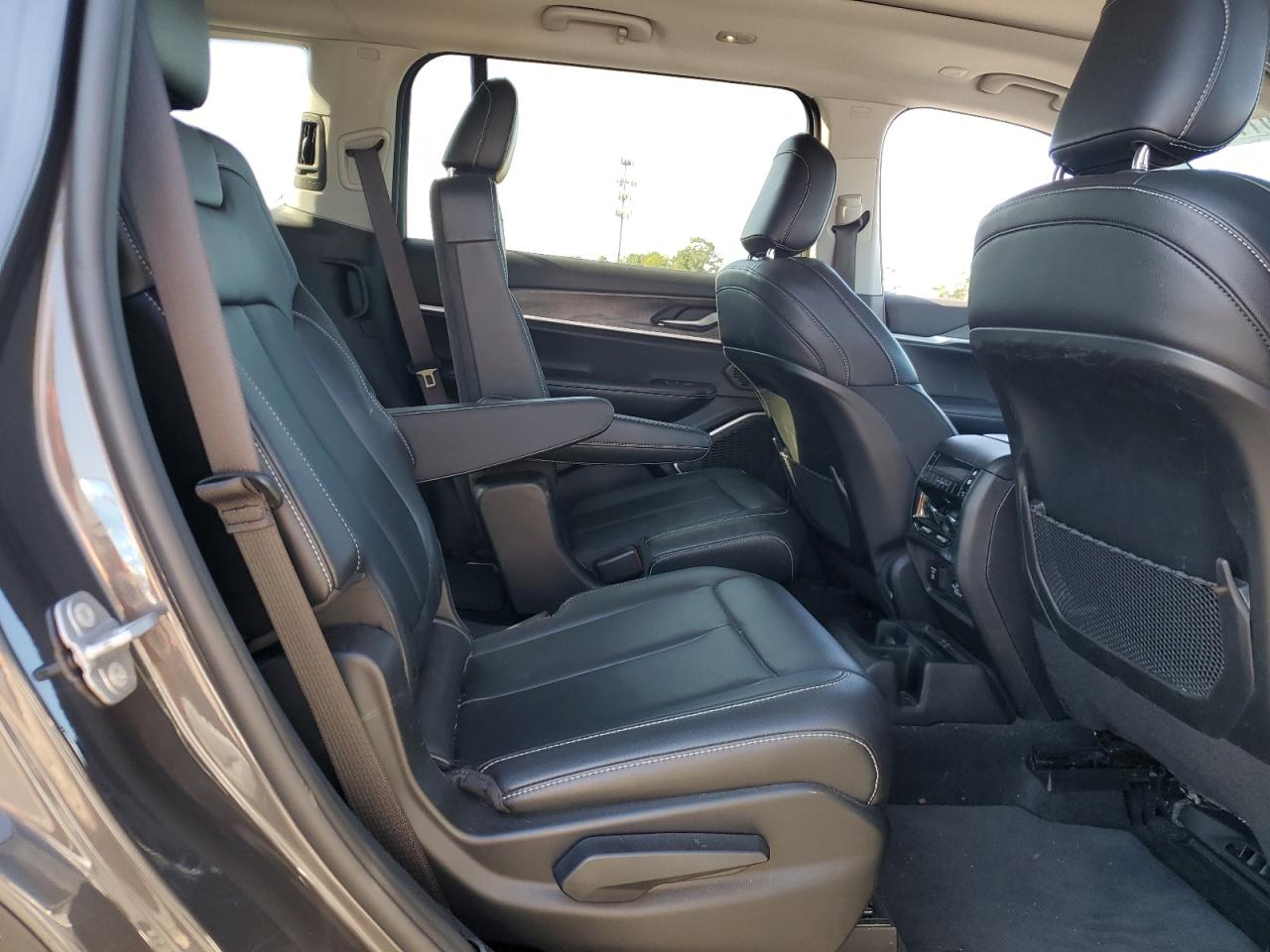 2021 Jeep Grand Cherokee L Limited VIN: 1C4RJKBG2M8169664 Lot: 70115865