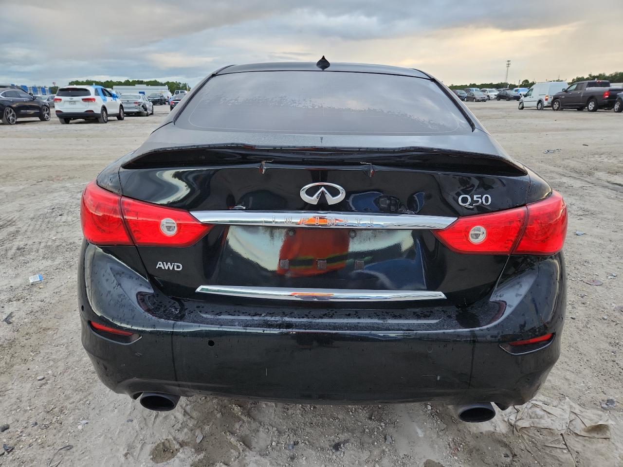 2017 Infiniti Q50 Premium VIN: JN1EV7AR4HM833577 Lot: 68373085