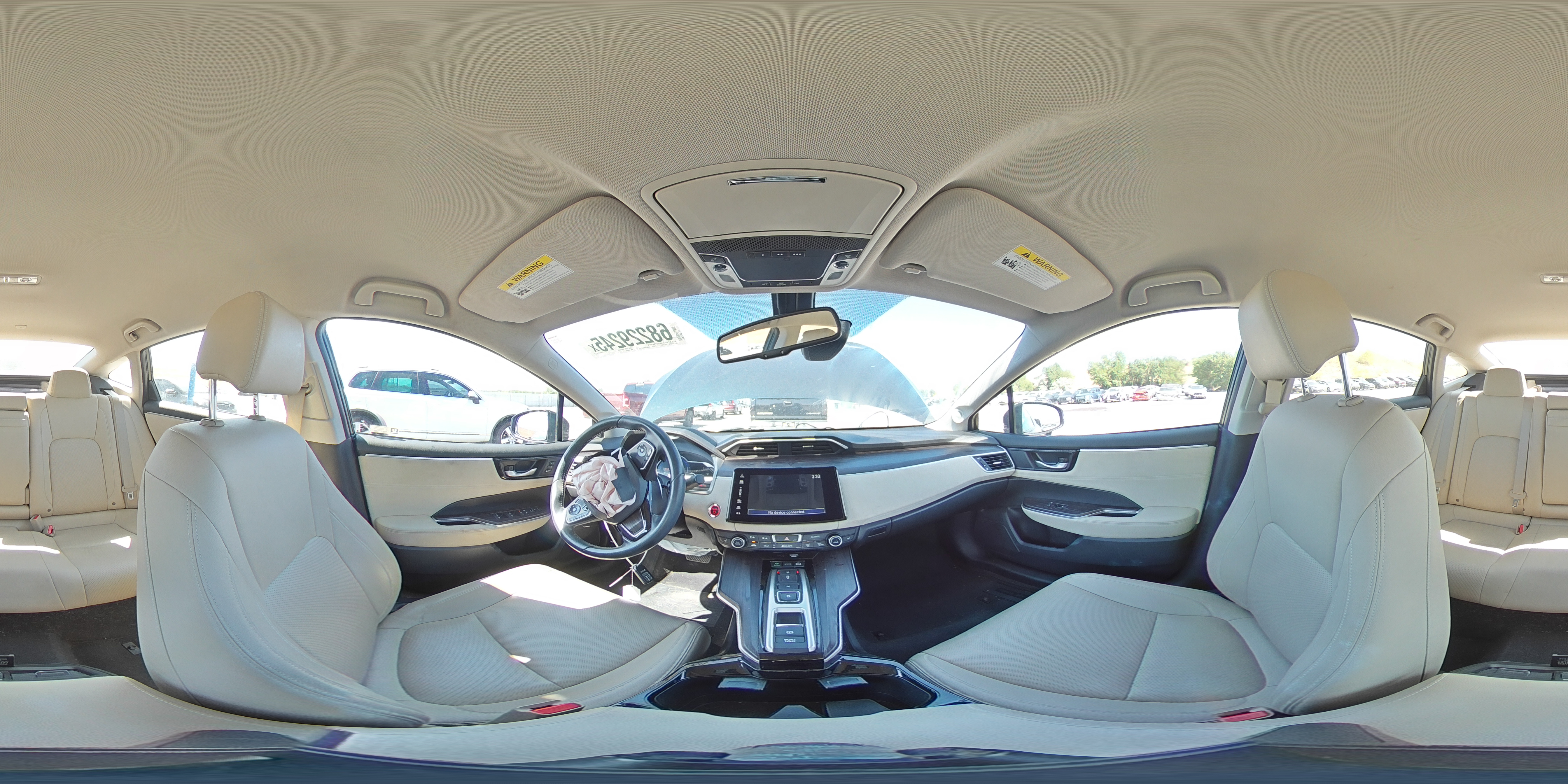 2018 Honda Clarity Touring VIN: JHMZC5F39JC019979 Lot: 68229245