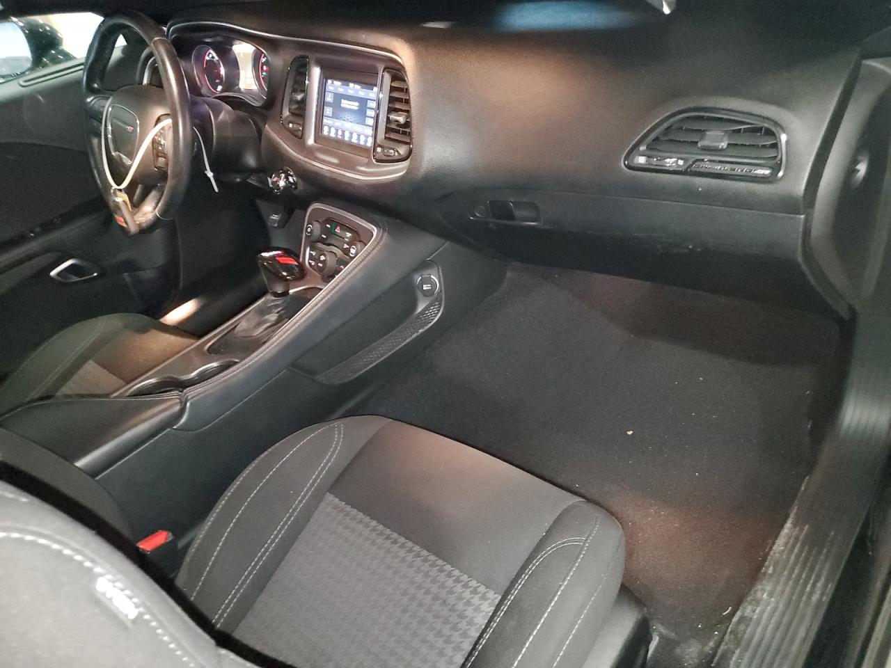 2020 Dodge Challenger Sxt VIN: 2C3CDZAG2LH203493 Lot: 69652925