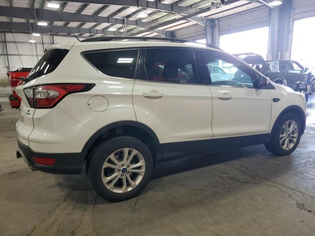  FORD ESCAPE 2017 Белы