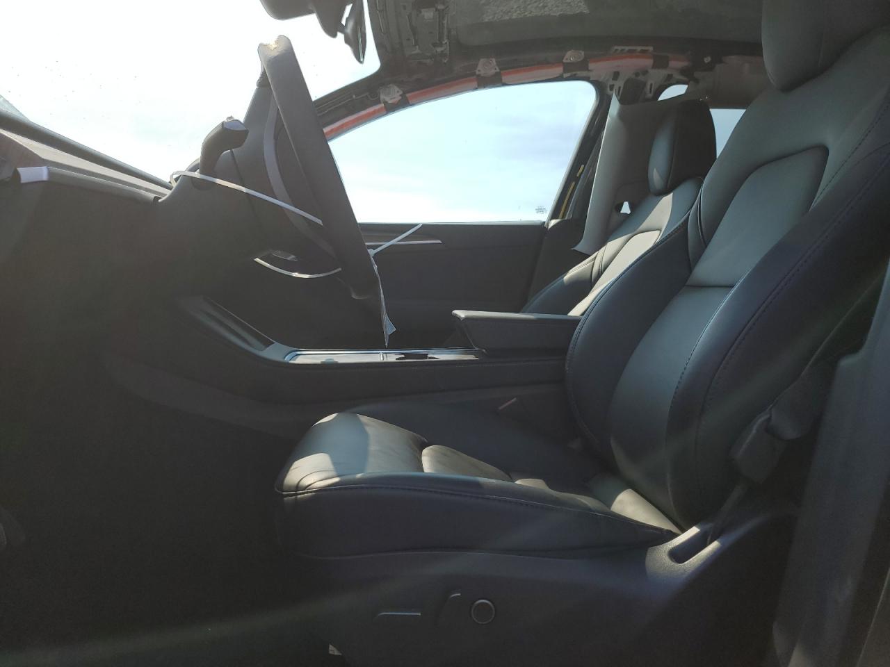 2024 Tesla Model Y VIN: 7SAYGDED0RF096554 Lot: 70220475