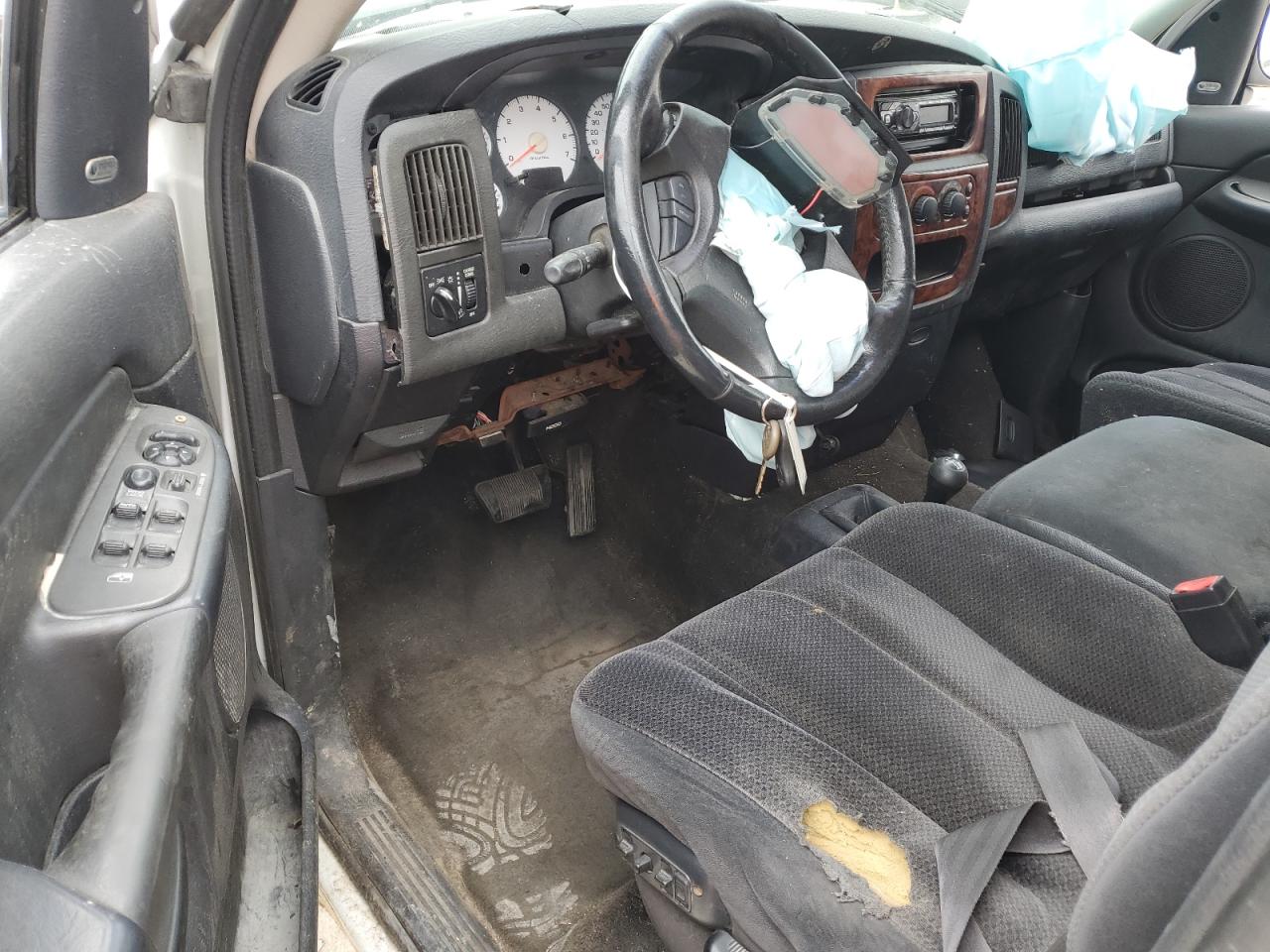 2002 Dodge Ram 1500 VIN: 1D7HU18N62J136536 Lot: 69820665