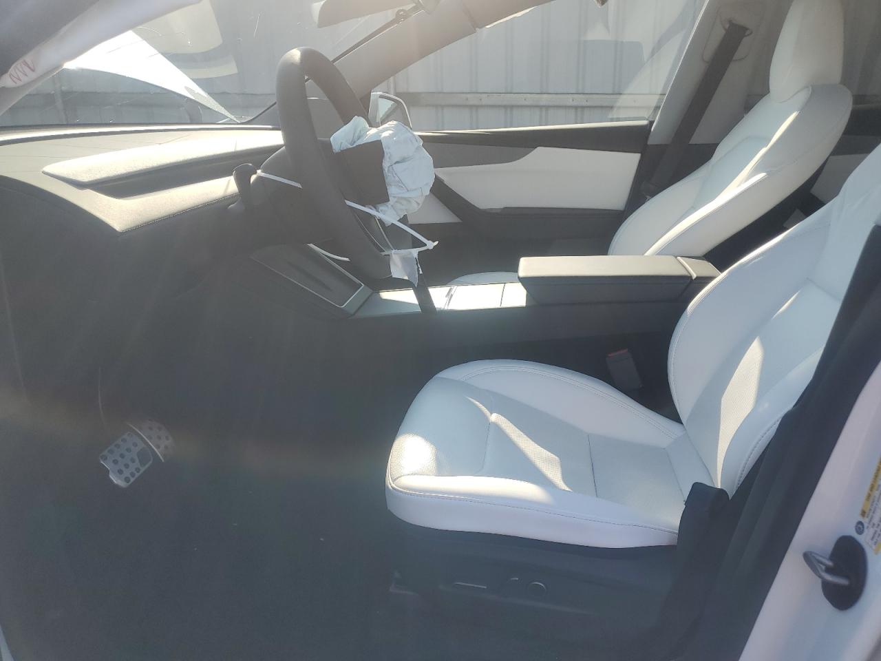 2026 Tesla Model Y VIN: 7SAYGDEE9TF344185 Lot: 68936395
