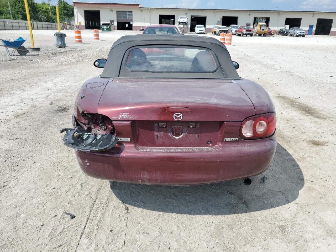 2003 Mazda Mx-5 Miata Base VIN: JM1NB353930312259 Lot: 68912585