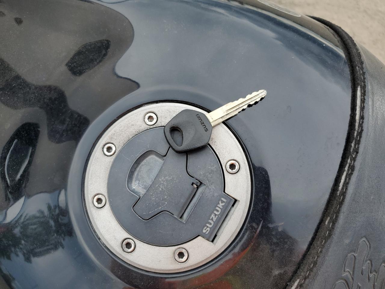 2003 Suzuki Gsx1300 R VIN: JS1GW71AX32105113 Lot: 70205945