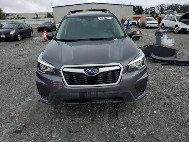  SUBARU FORESTER 2020 Серый