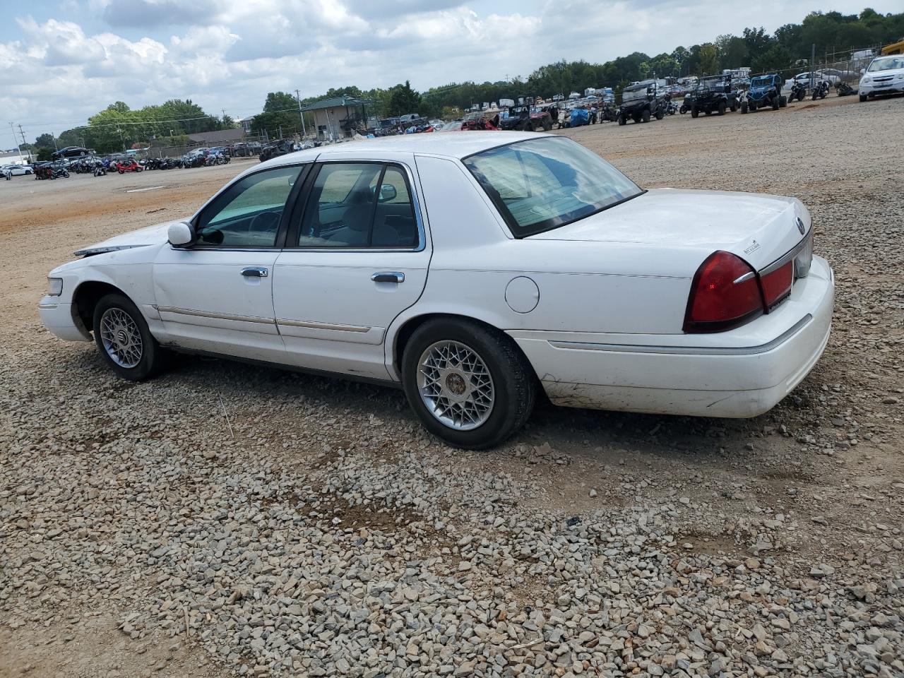 2000 Mercury Grand Marquis Gs white null gas 2MEFM74W5YX627472 photo #3