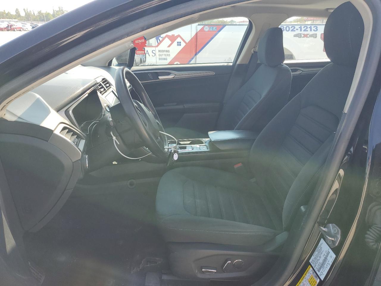 2020 Ford Fusion Se VIN: 3FA6P0HD6LR235333 Lot: 68750385