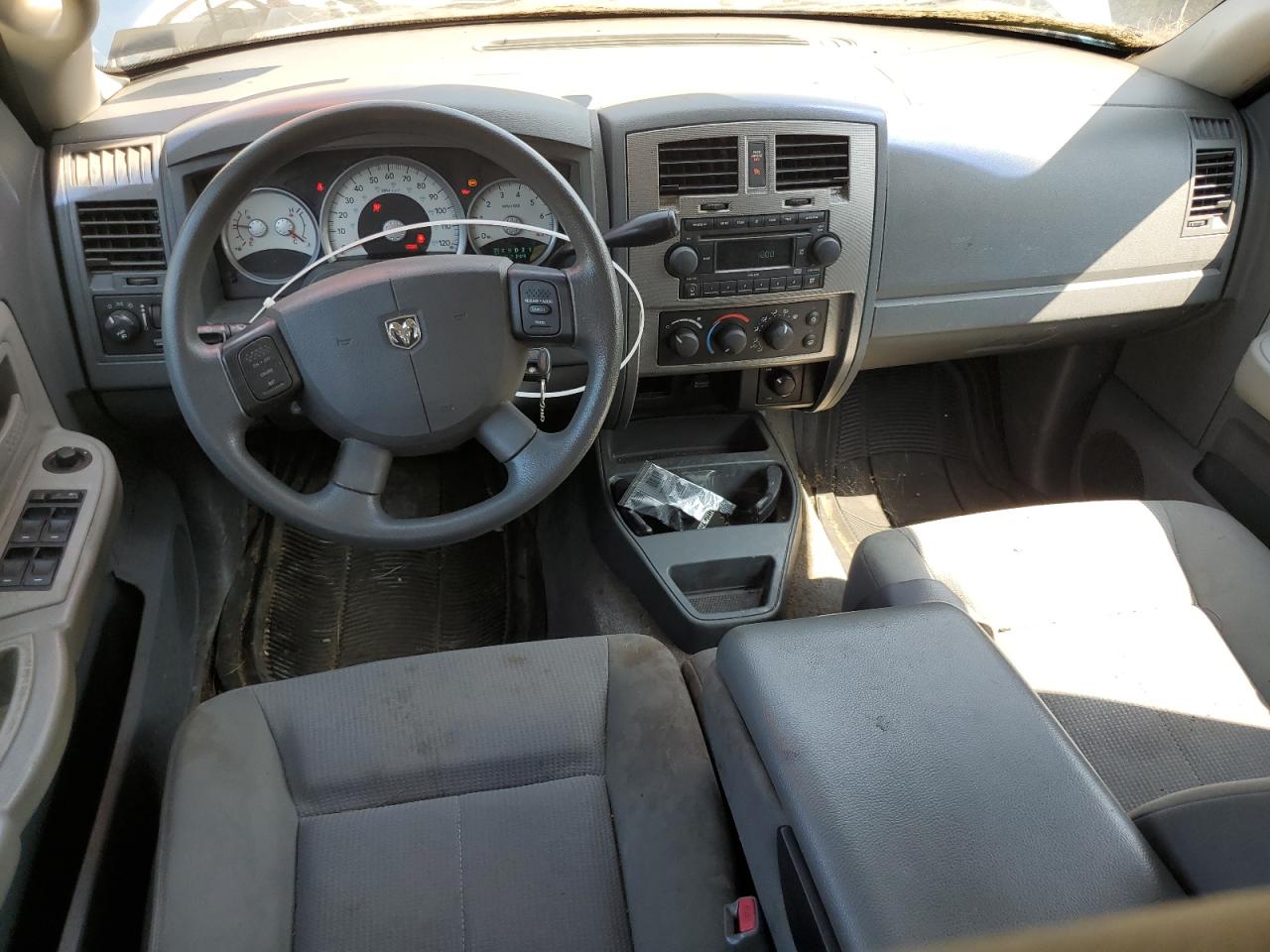 2006 Dodge Dakota Quad Slt VIN: 1D7HW48N56S501980 Lot: 68620115