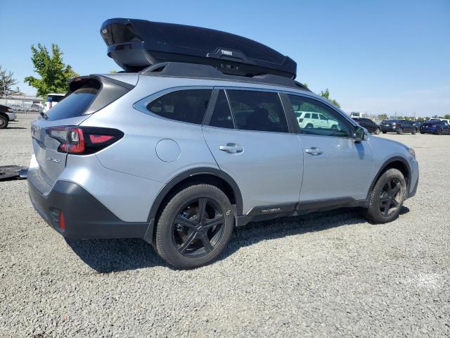  SUBARU OUTBACK 2022 Серебристый