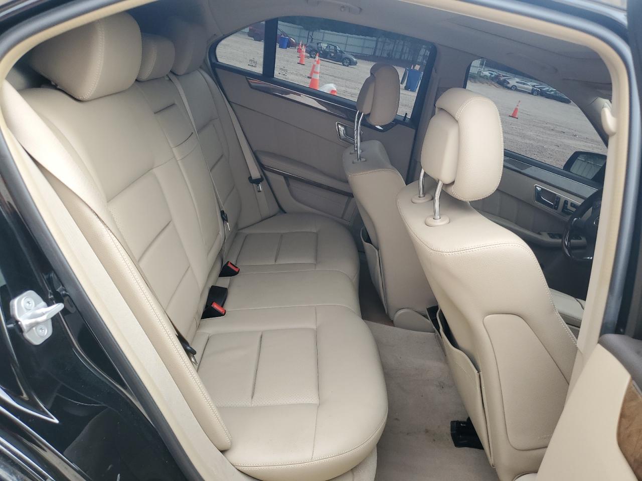 2011 Mercedes-Benz E 350 VIN: WDDHF5GB0BA391983 Lot: 69906445