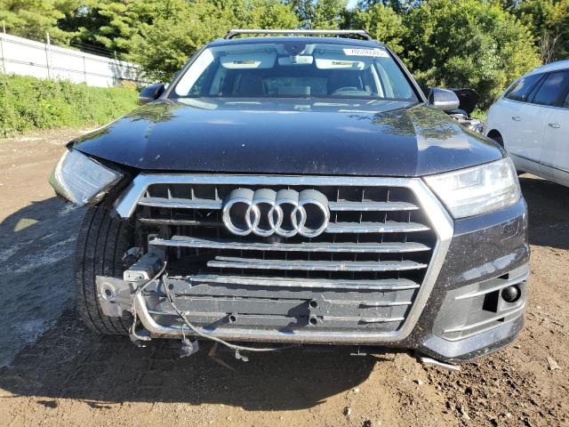  AUDI Q7 2017 Черный