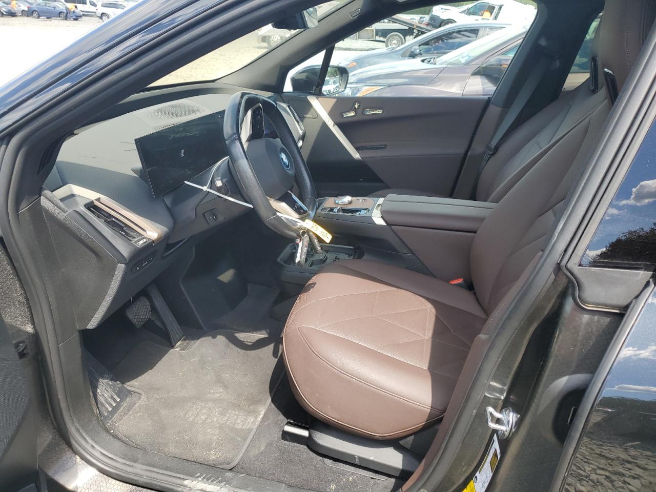 2023 BMW Ix xDrive50 VIN: WB523CF02PCM78966 Lot: 69629735