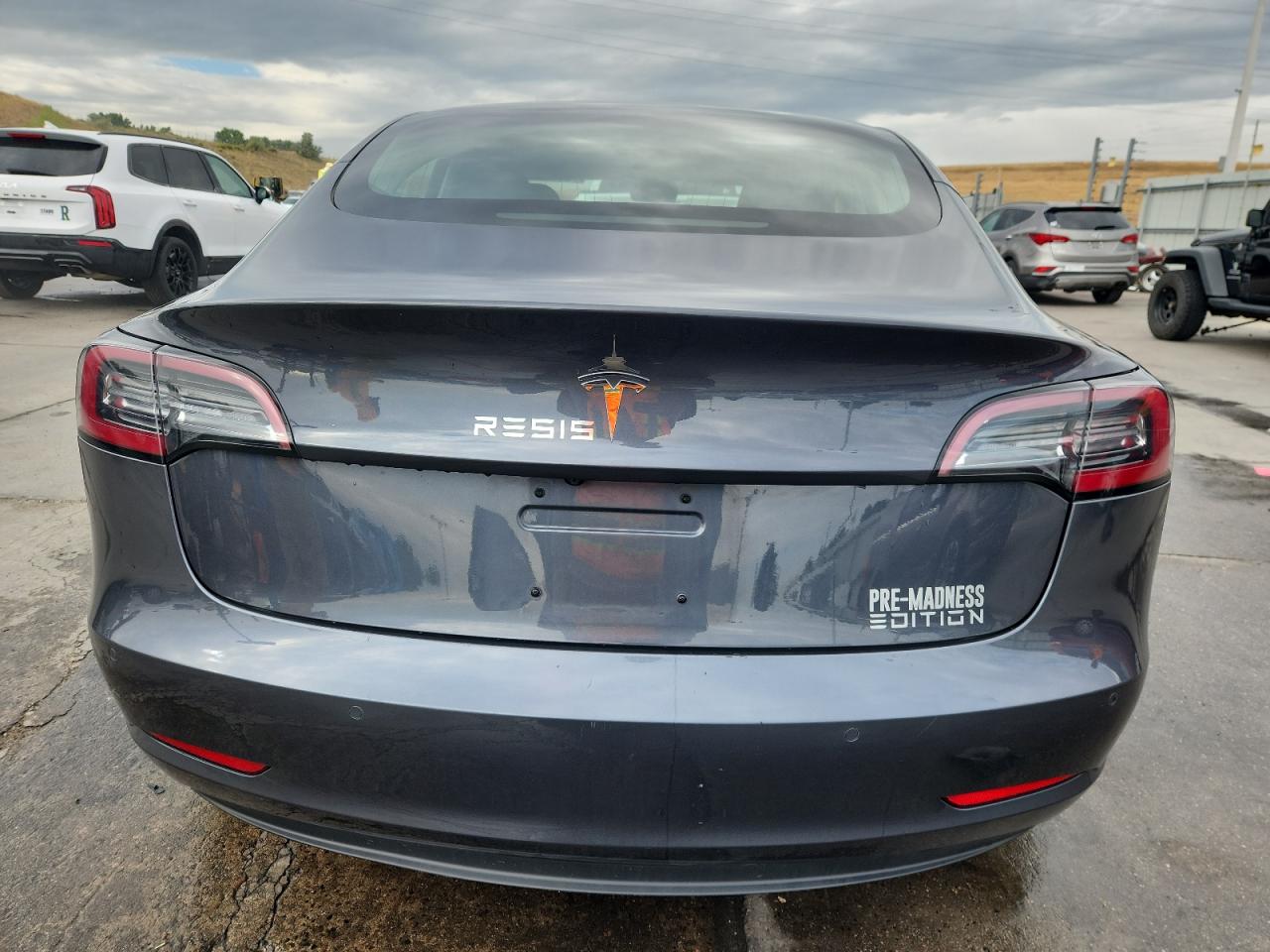 2018 Tesla Model 3 VIN: 5YJ3E1EA0JF057923 Lot: 70543775