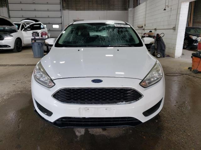  FORD FOCUS 2017 Белы